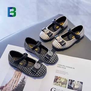 أحذية مسطحة-flat shoes