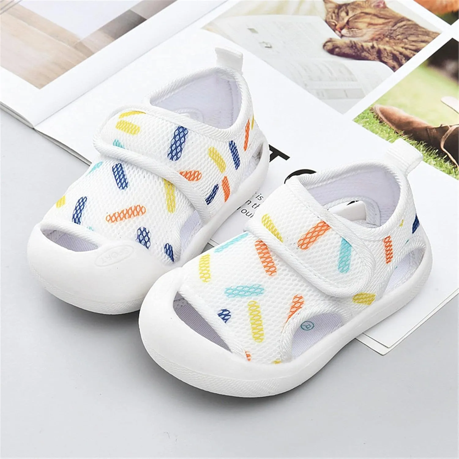 Baby Sandals Breathable Mesh Rubber Sole Non-Slip Outdoor Walking Shoes Non-Slip Sneakers for Boys Baby Girl Flat