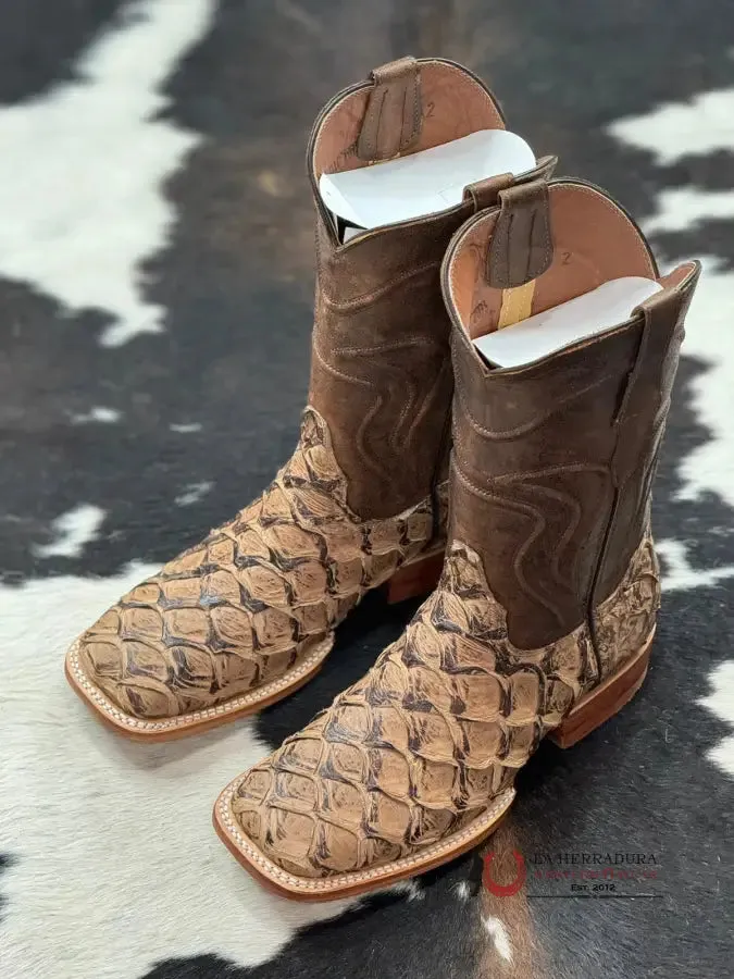BOTAS DILIGENCIA ARAPAIMA PIRARUCU CAMEL MATTE