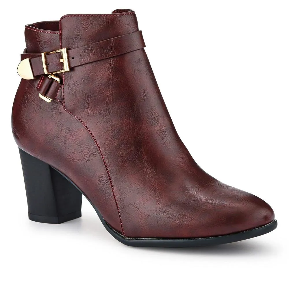 Buckled Ankle Boots - BELTREN40001 / 326 057