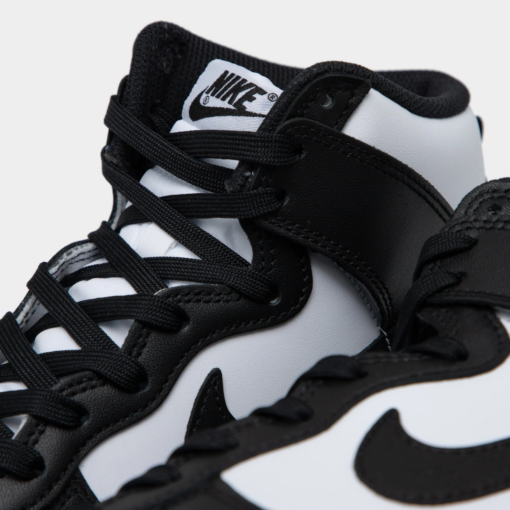 Nike Dunk High Retro White / Black - Total Orange